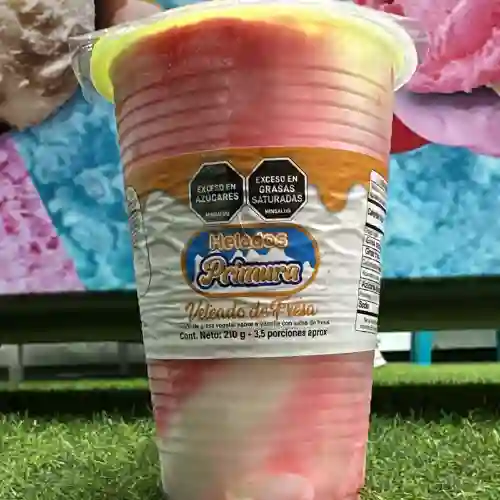 Vaso de Helado Veteado de Fresa 16oz