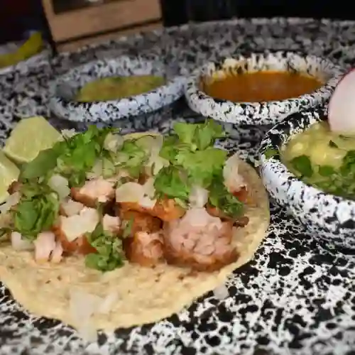 3 Tacos de Chicharrón