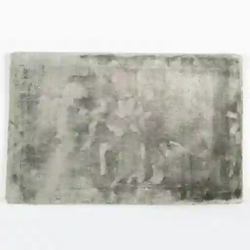 Tapete Pie de Cama Viscosa. Color: Plata. Dimensiones: 50 x 80  cm. Marca: Expressions. Sku 207037