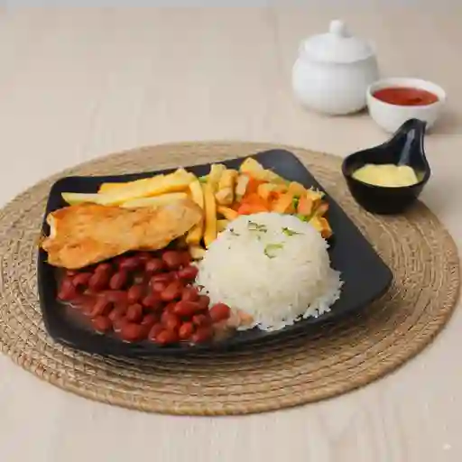 Almuerzo frijol pechuga
