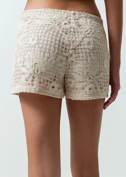 Short Mujer Crudo Marfil Claro T S 452G042 Naf Naf