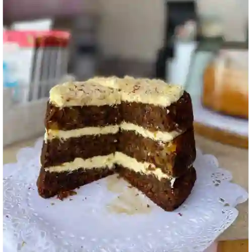 Torta de Zanahoria con Piña y Nueces