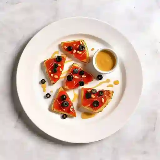 Triangulo Tomates Secos Aceitunas Negras