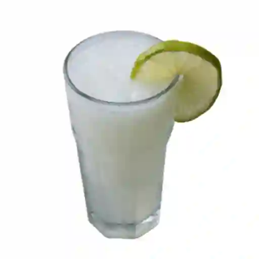 Limonada Natural de Coco 16oz