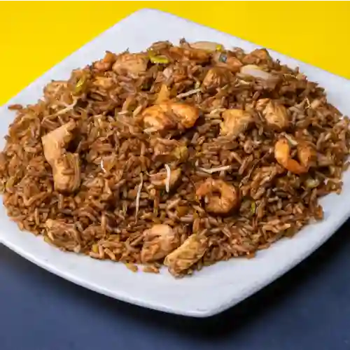 Arroz Chino Pollo y Camarones