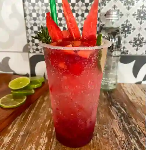 Soda Frutos Rojos 354 ml