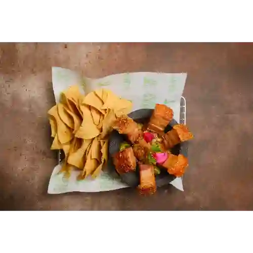 Guacamole con Chicharrón