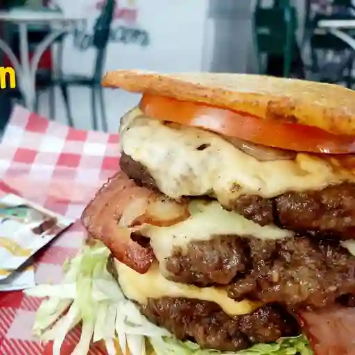 Hamburguesa "Three Burger"