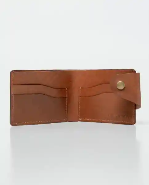 Billetera Snap Leather Goods Café Chevignon