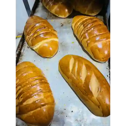 Pan Artesanal con Queso
