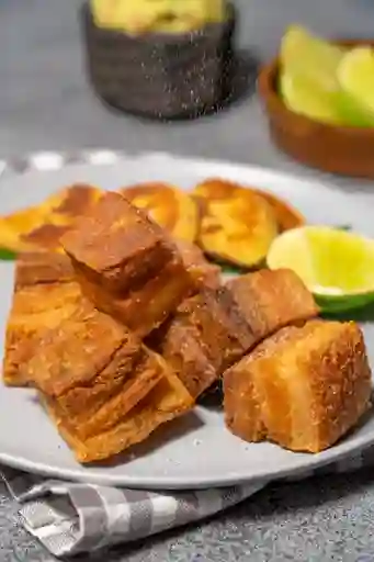 Chicharrón Carnudo