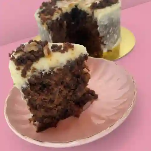 Porción Torta de Zanahoria