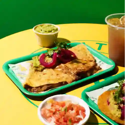 Quesadilla de Carve Al Pastor