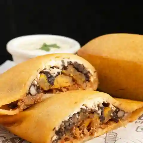 Empanada Grande de Pabellón