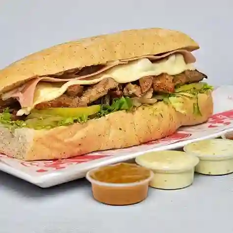 Sanduchales Manú Ginóbili + Papas.