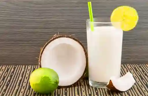 Limonada de Coco 16 Oz