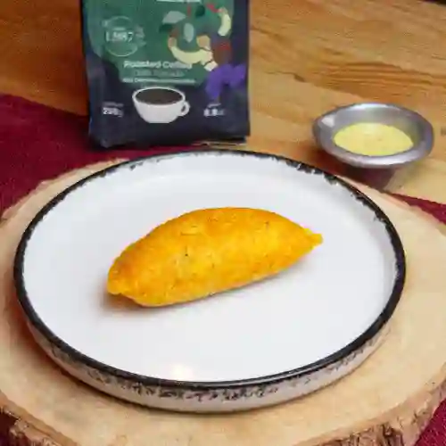 Empanada Tipica Carne Desmechada