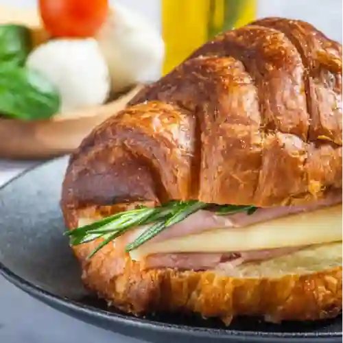 Croissant Jamón y Queso