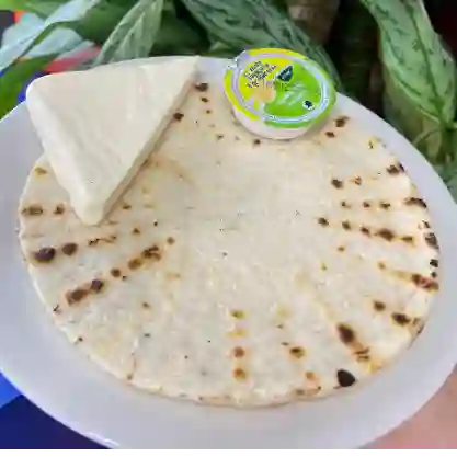 Arepa Completa