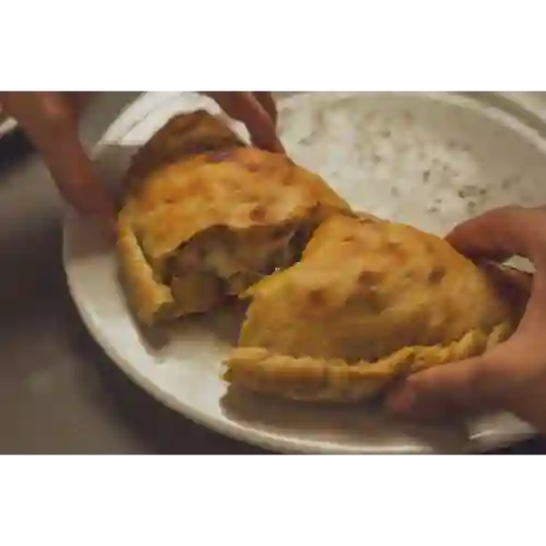 Calzone Hawaiano