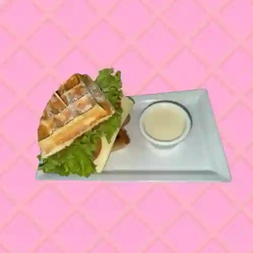Sandwich Waffle Jamon y Pavo