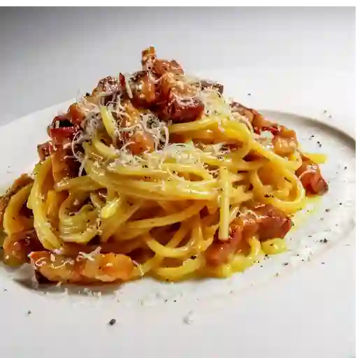 All amatrciana con burrrata