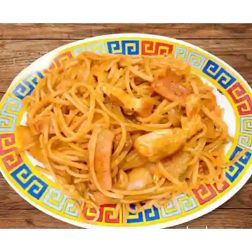 Espaguetti Pollo Camarón Mediano