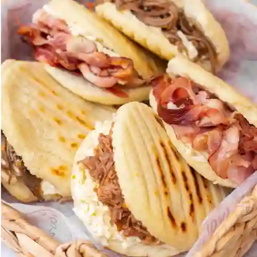 Arepa Rellena