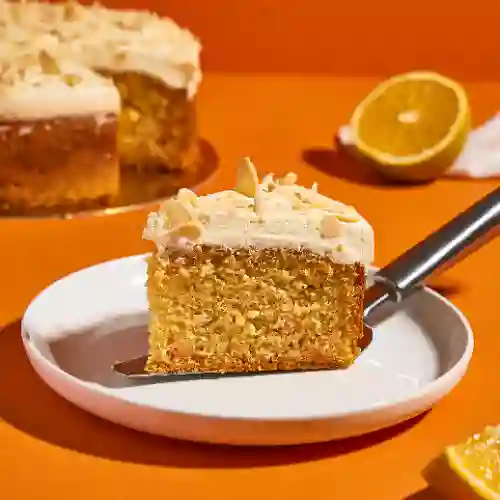 Porción Torta de Zanahoria