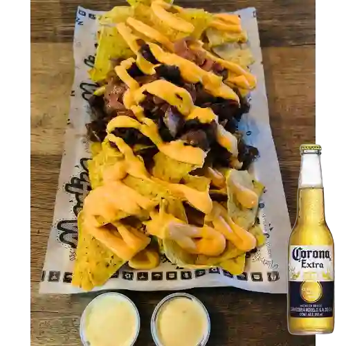 Combo Nachos Queso, Carne y Tocineta + Corona Extra 355ml