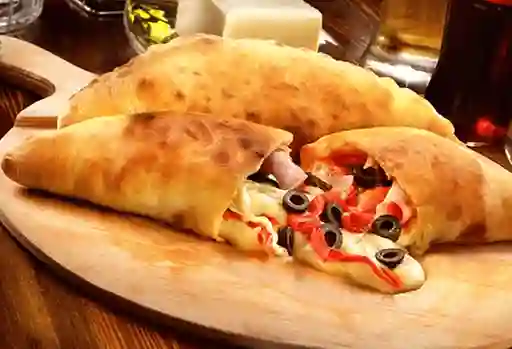 Calzone Iberico