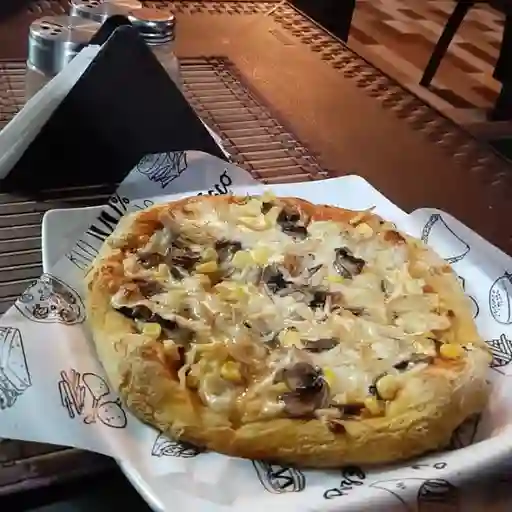 Pizza Clásica Del Campo