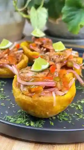 Canasta de Patacones con Chorizo