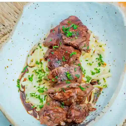 Linguine a la Tree Formaggi & Solomillo