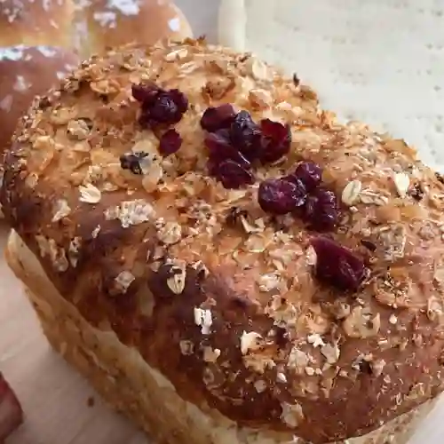 Pan de Frutos Rojos