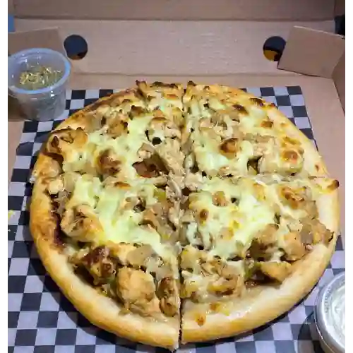 Pizza Personal Pollo con Champiñones