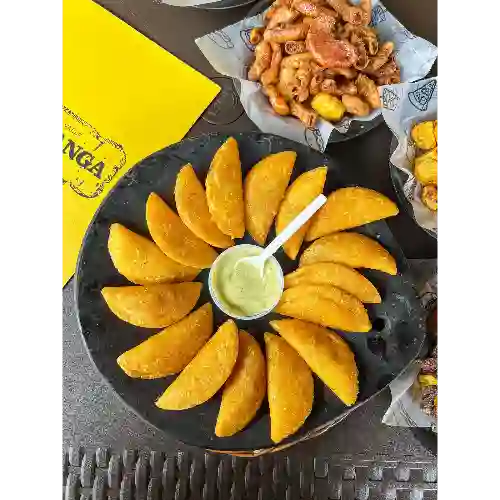 Combo Empanadas X 12 Und