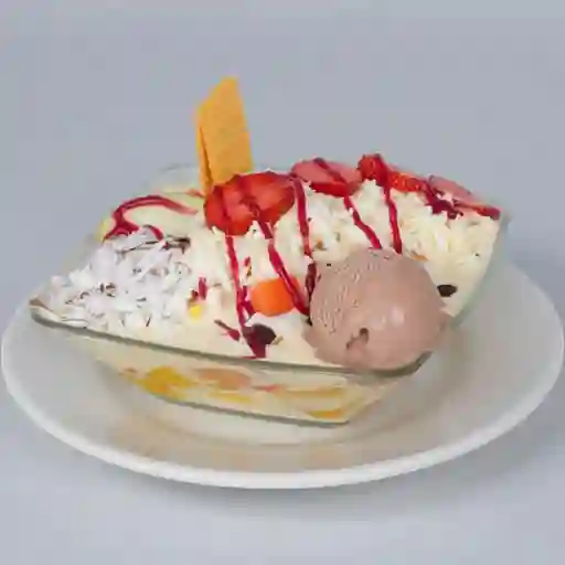 Ensalada con Queso 650Gr