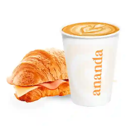 Sandwich Croissant + Bebida Caliente