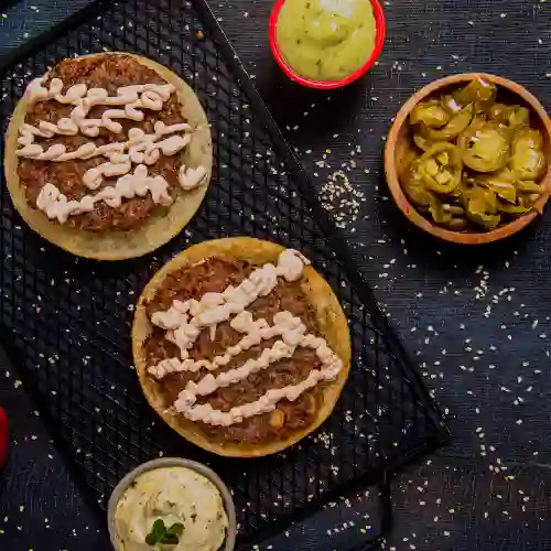 Torta de Carne con Arepa