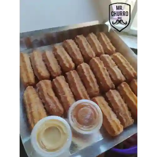 10 Minichurros + salsa