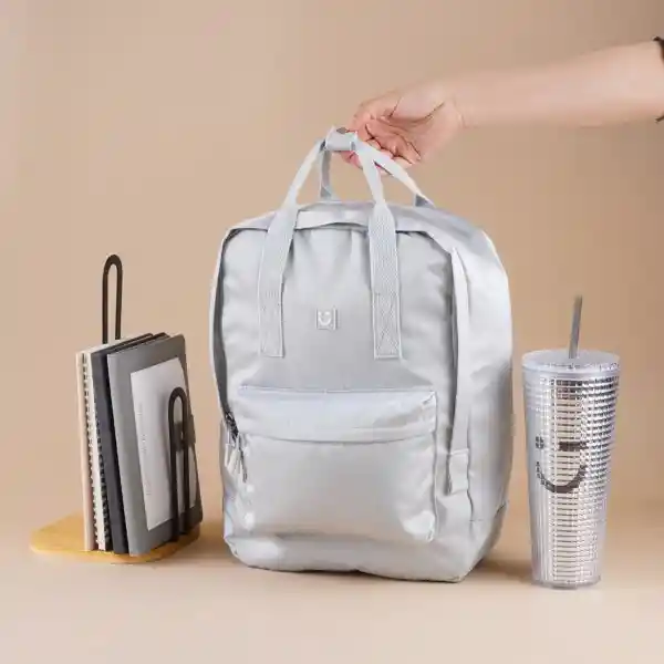 Maleta Escolar Rectangular Con Asa Gris Serie Miniso