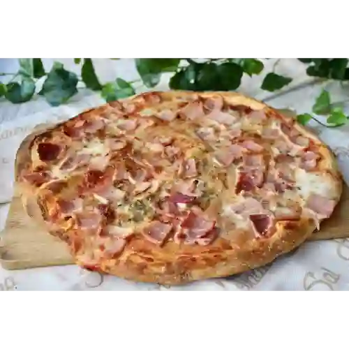 Pizza Jamón Pollo