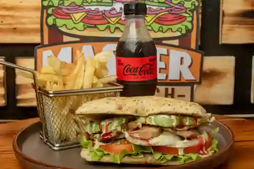 Combo Sándwich de Costilla Ahumada
