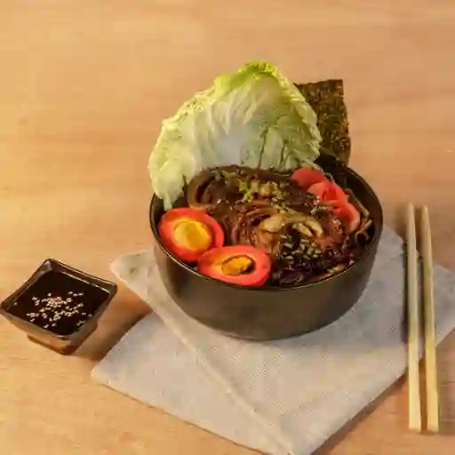 Ramen ikari (cerdo)