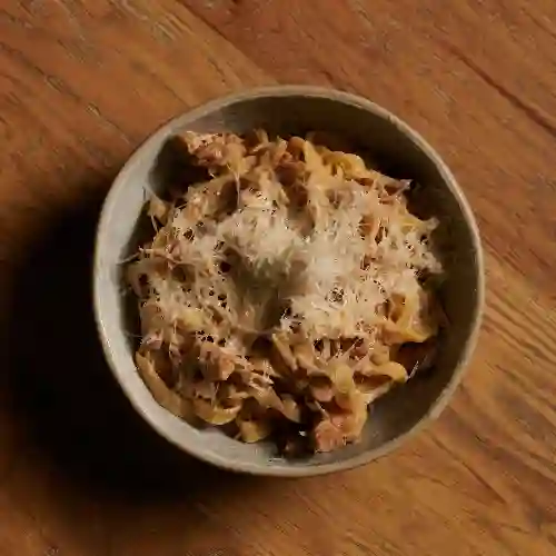 Pasta ragú de cerdo