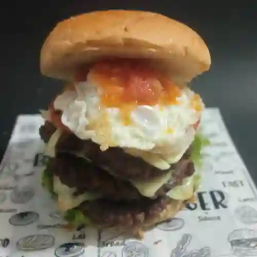 Hamburguesa Triple a Caballo