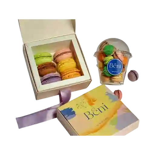 Combo Caja de 6 Macarons y Vaso de Minimacarons