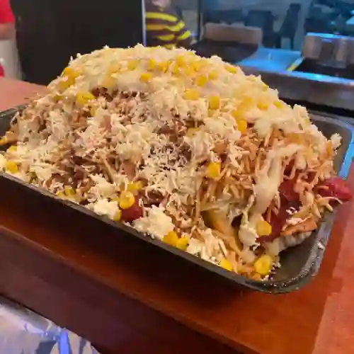 Salchipapa Sencilla para 4