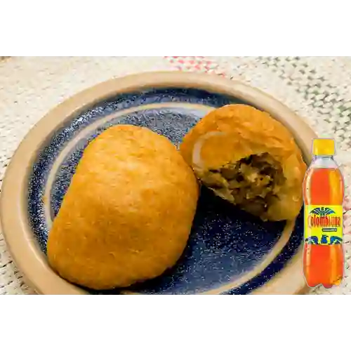 Combo Empanada de Yuca + Colombiana 400 ml
